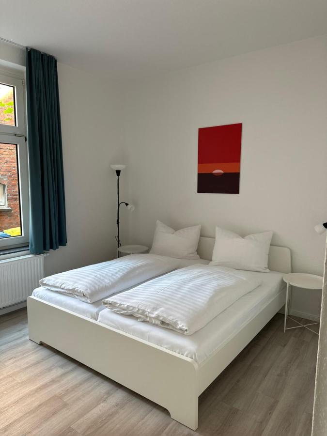 Hotel Dh -Deutsches Haus- Emden Extérieur photo