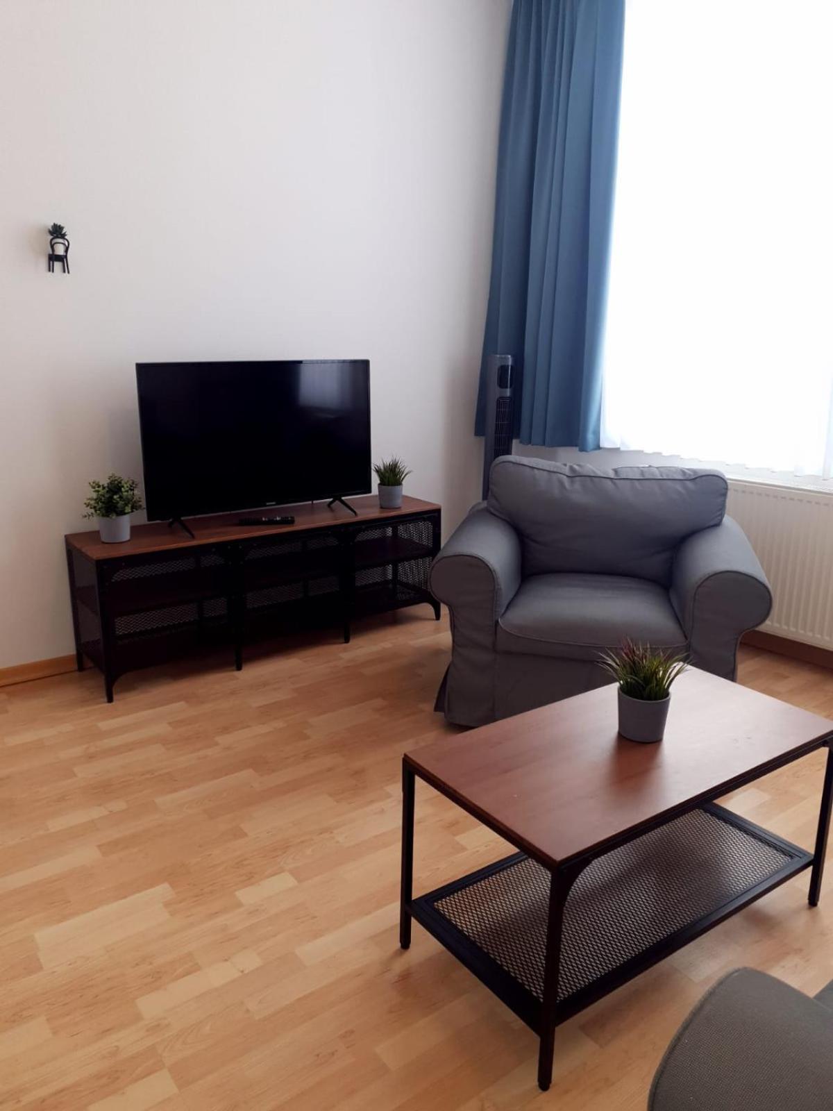 Hotel Dh -Deutsches Haus- Emden Extérieur photo